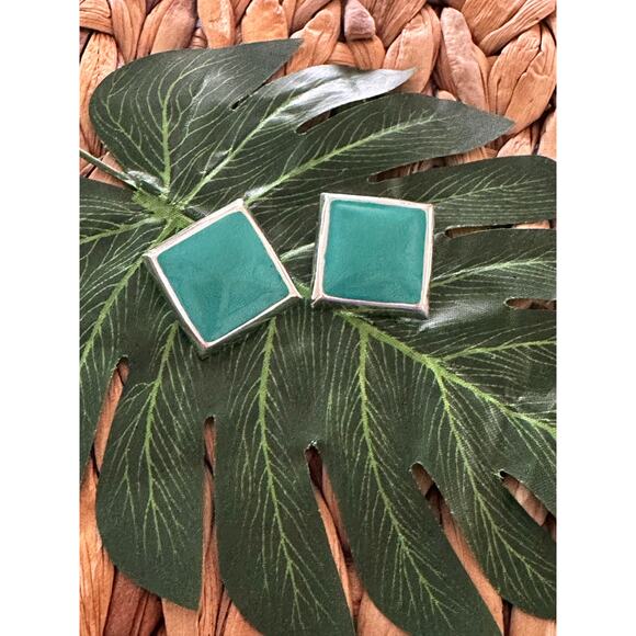 BOGO FREE UNIQUE SQUARE STATEMENT EARRINGS - Picture 1 of 6